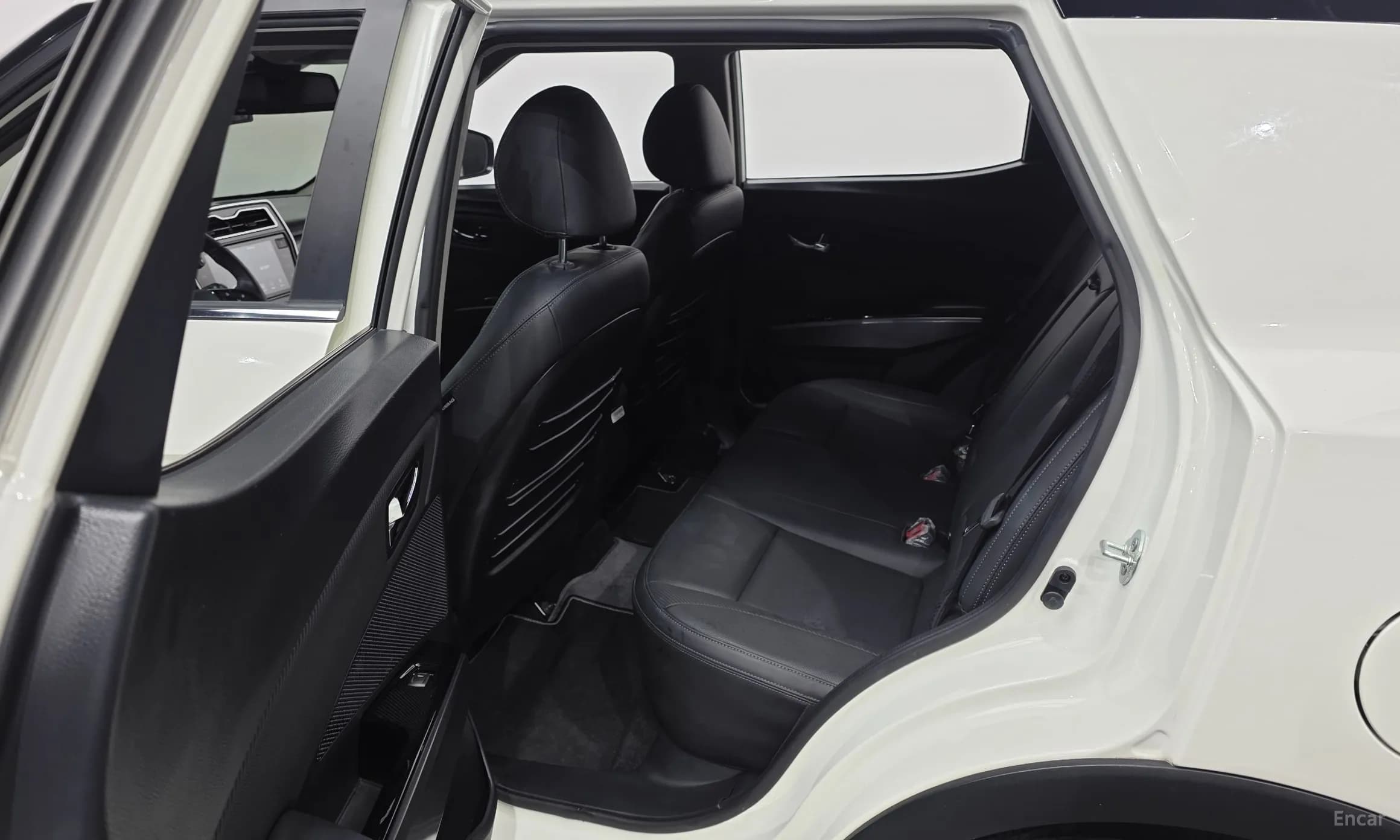 Berry New Tivoli