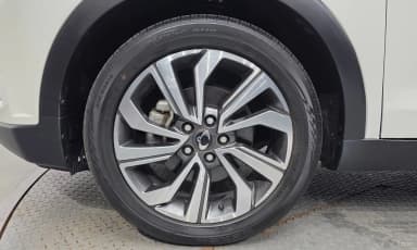 Berry New Tivoli