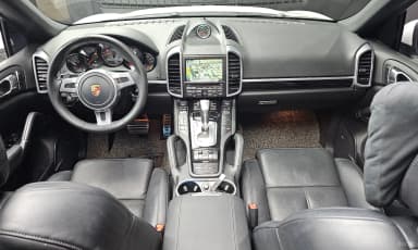 New Cayenne