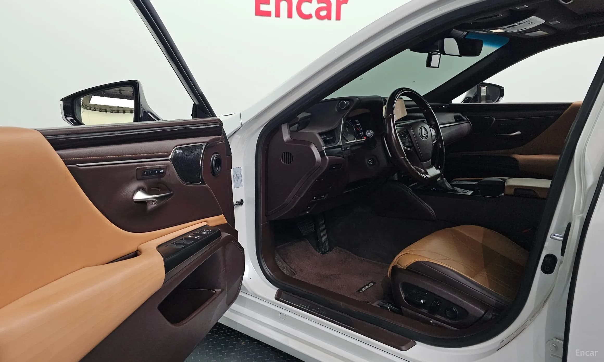 ES300h 7th Generation