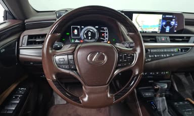 ES300h 7th Generation