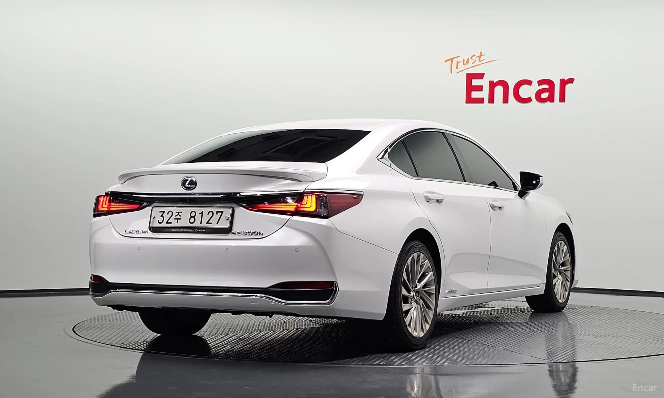 ES300h 7th Generation