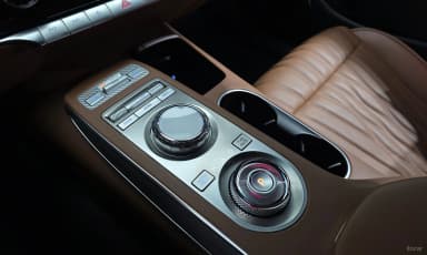 GV70