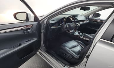 New ES300h