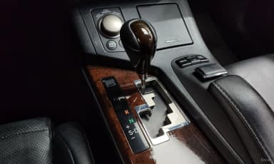 New ES300h