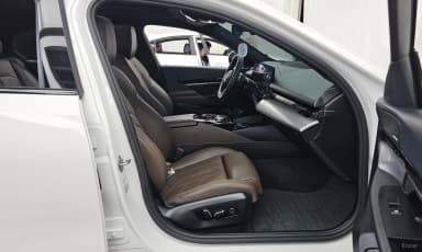 5 Series (G60)