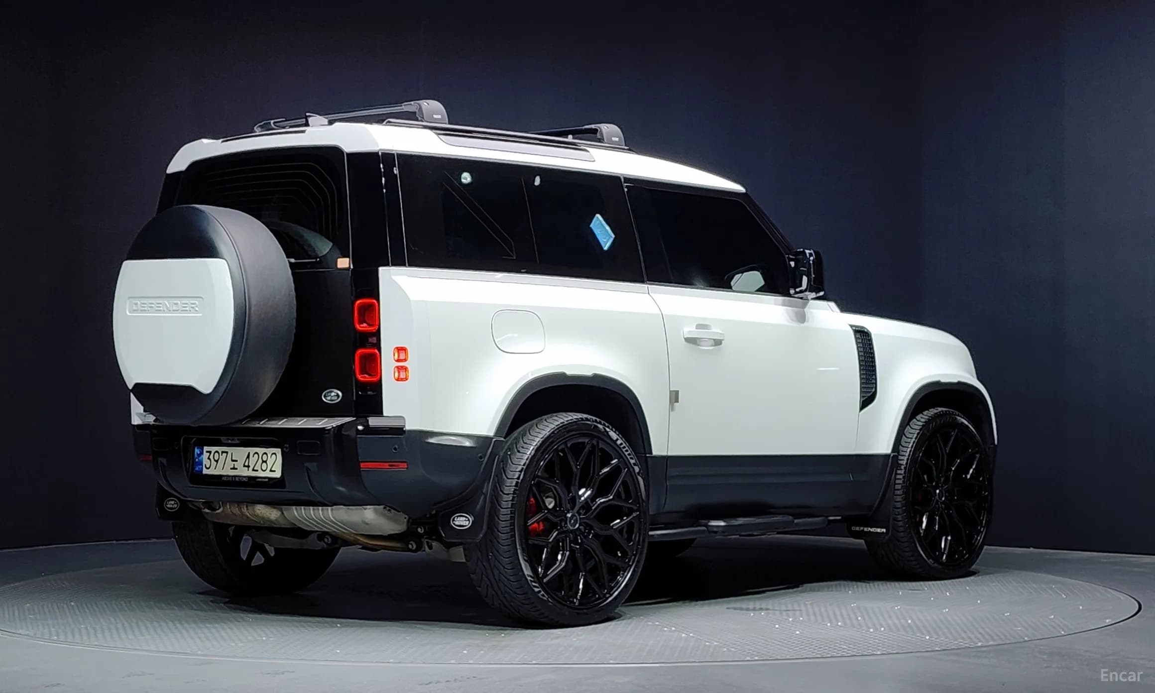 Defender (L663)