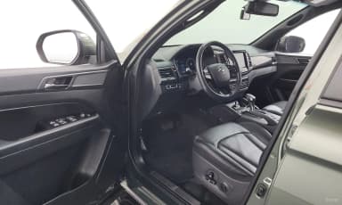 Rexton Sports Khan
