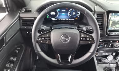 Rexton Sports Khan