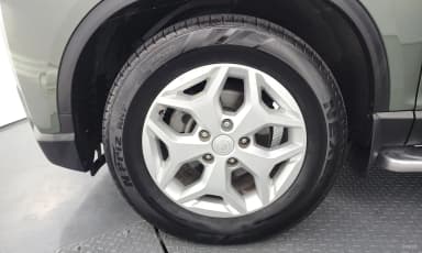 Rexton Sports Khan