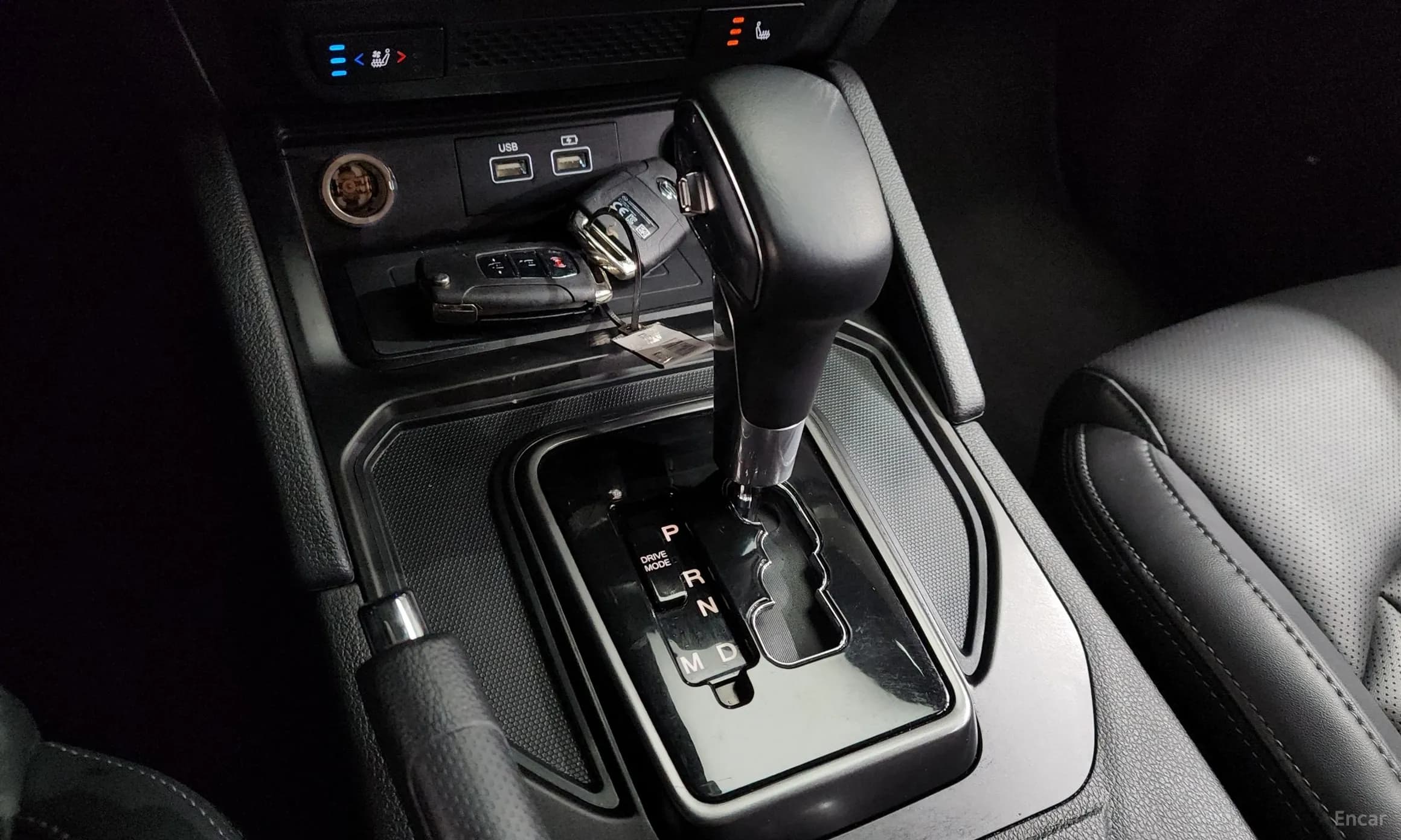 Rexton Sports Khan