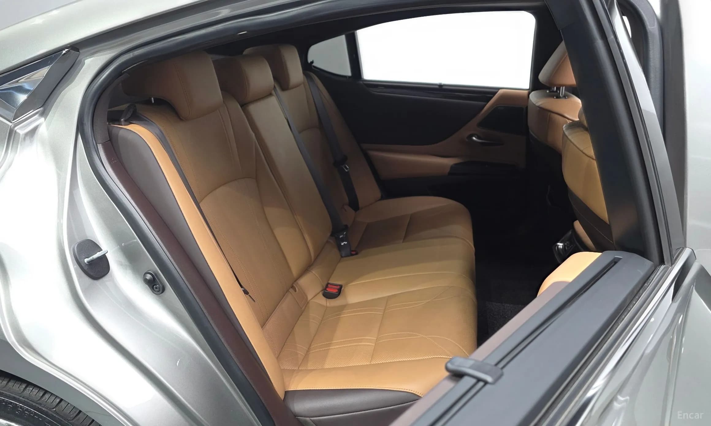ES300h 7th Generation