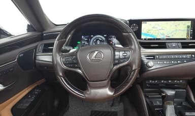 ES300h 7th Generation