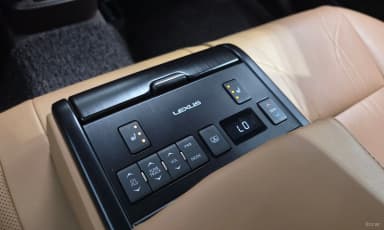 ES300h 7th Generation