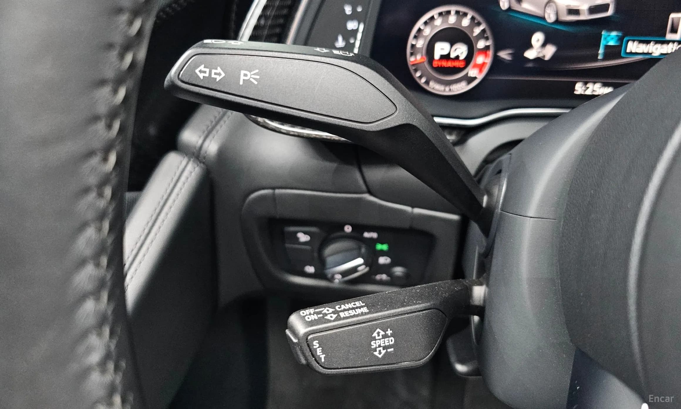 R8 (4S)