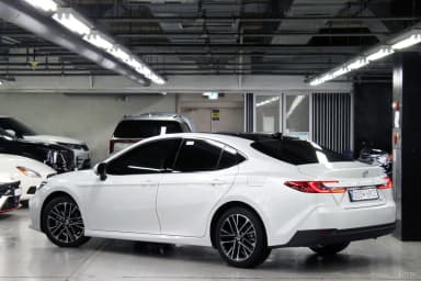 Camry (XV80)