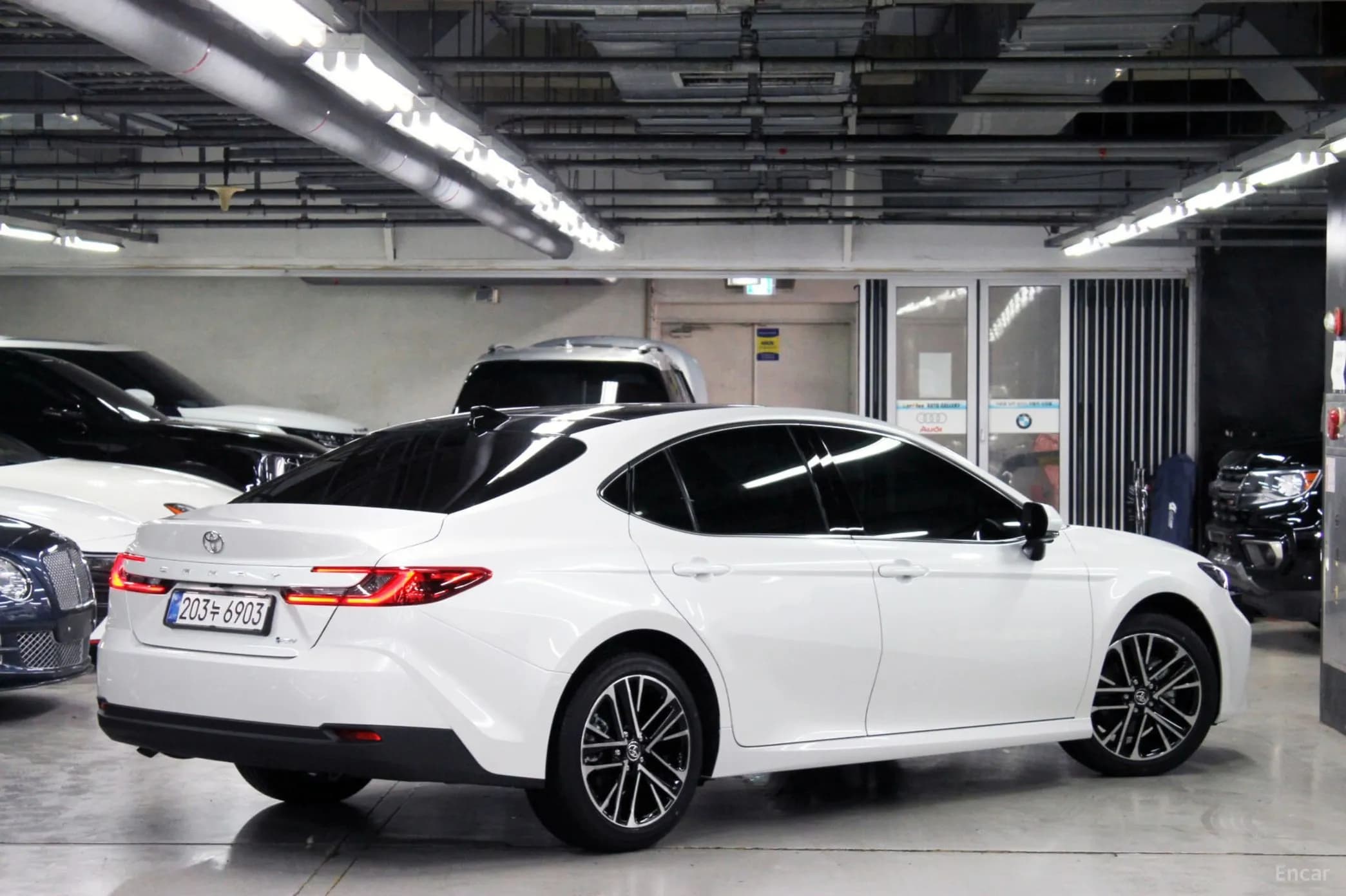 Camry (XV80)