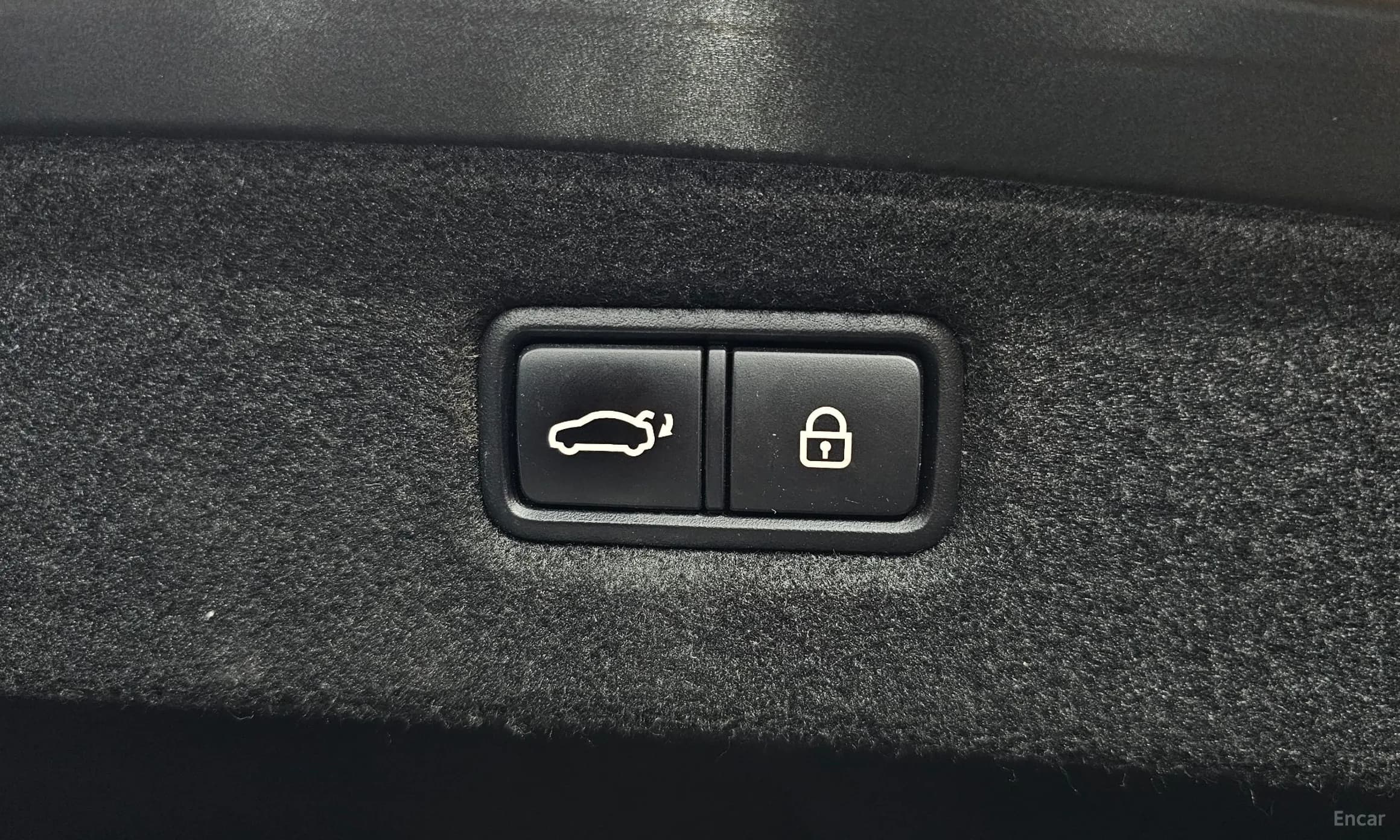 G90