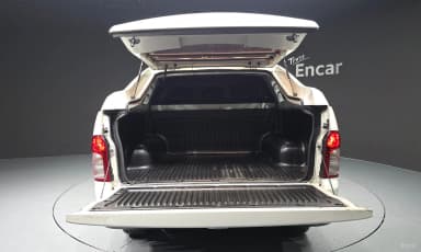 Korando Sports