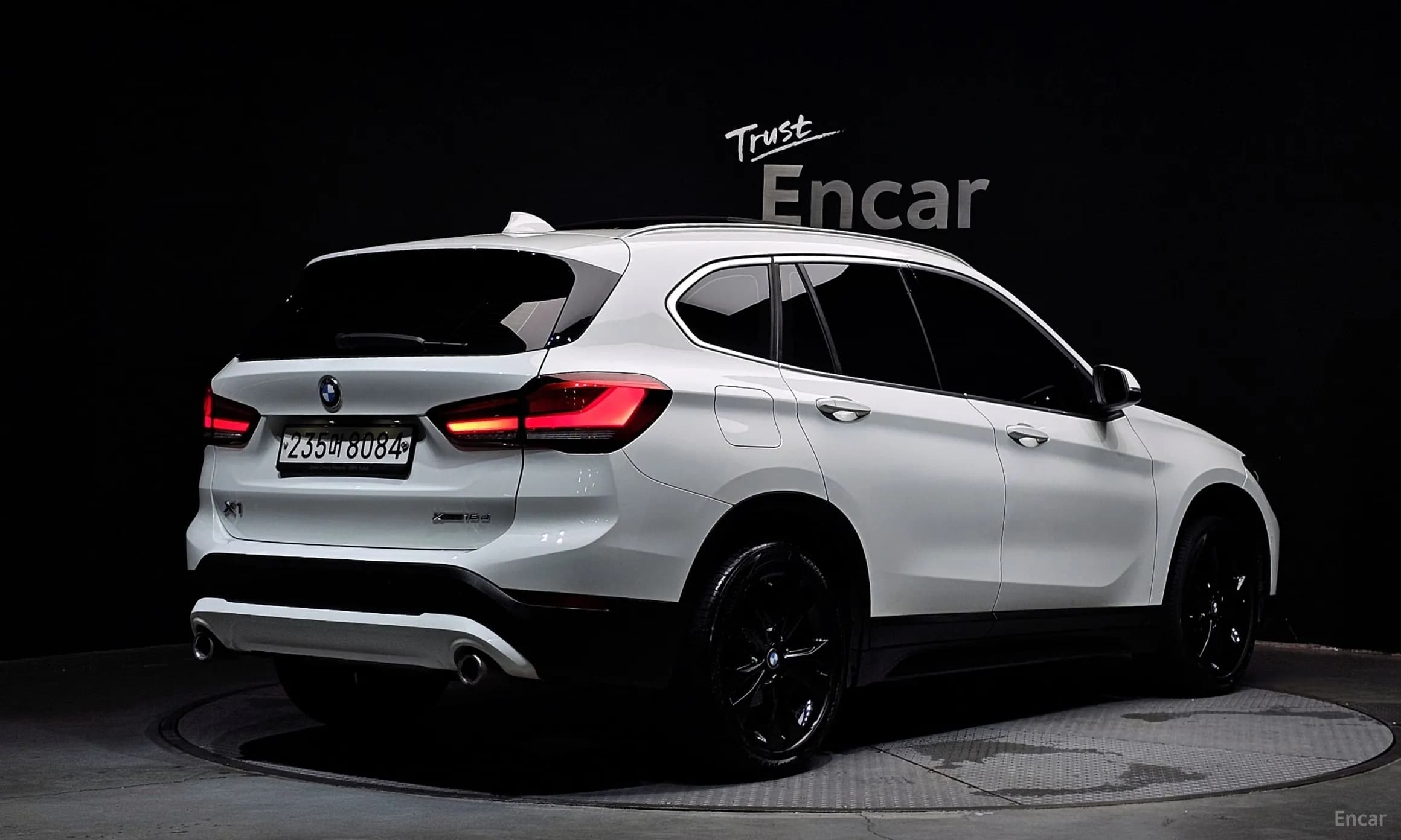 X1 (F48)