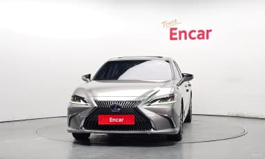 ES300h 7th Generation