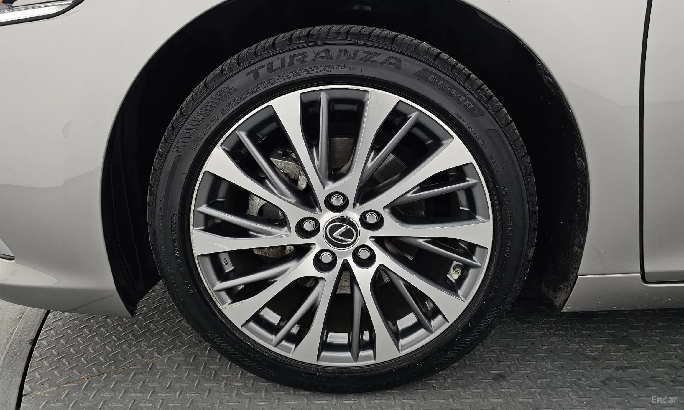 ES300h 7th Generation