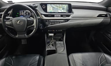 ES300h 7th Generation