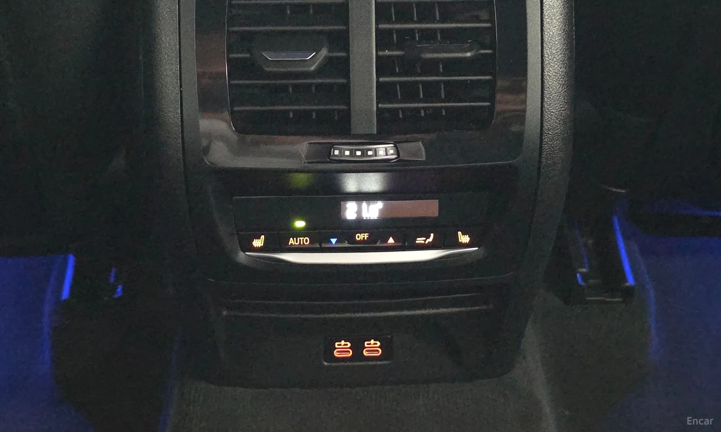 X3 (G01)