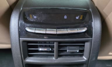 XT5