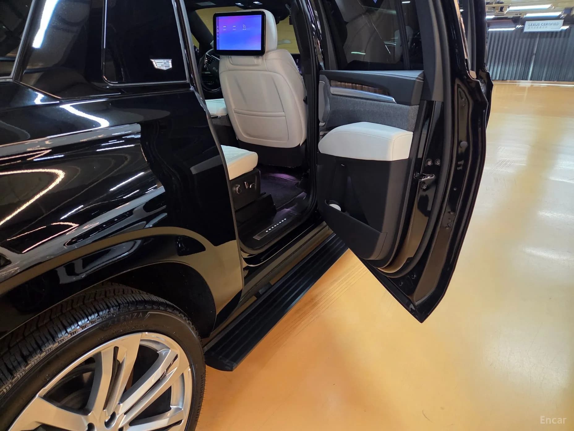 Escalade 5th Generation