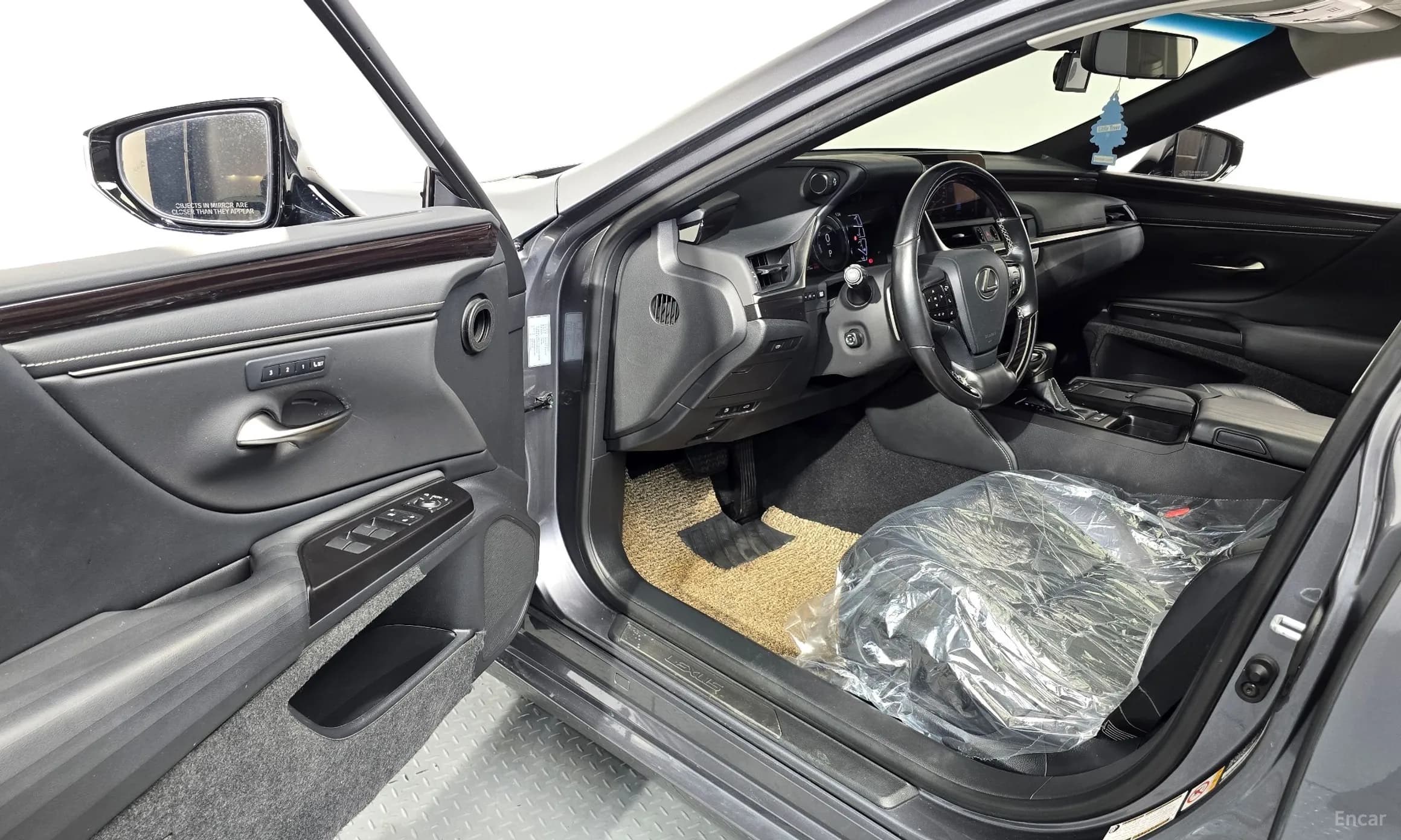 ES300h 7th Generation