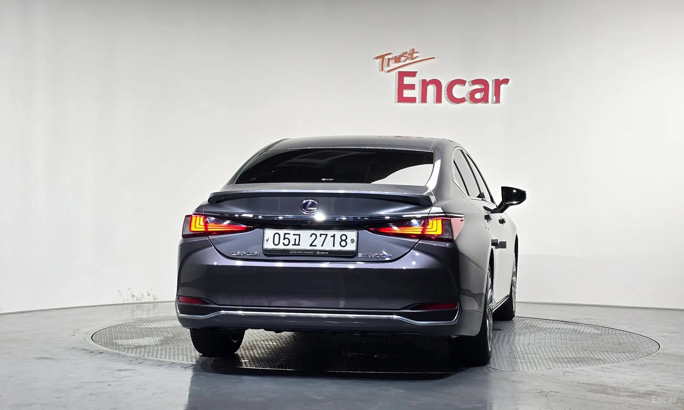 ES300h 7th Generation