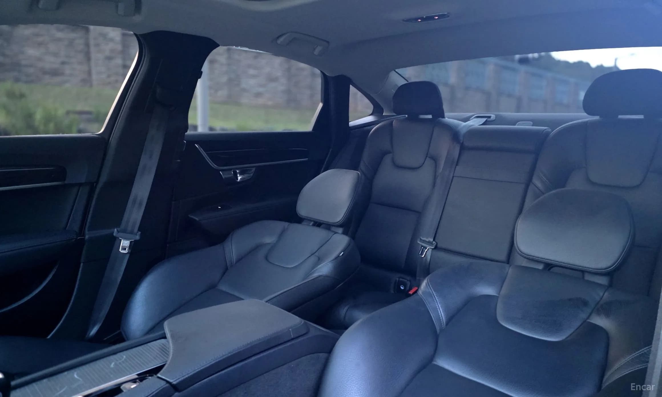S90