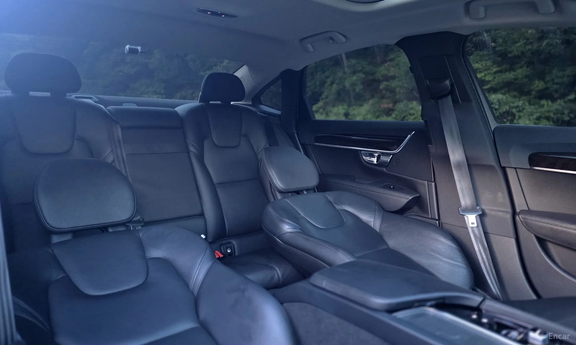 S90
