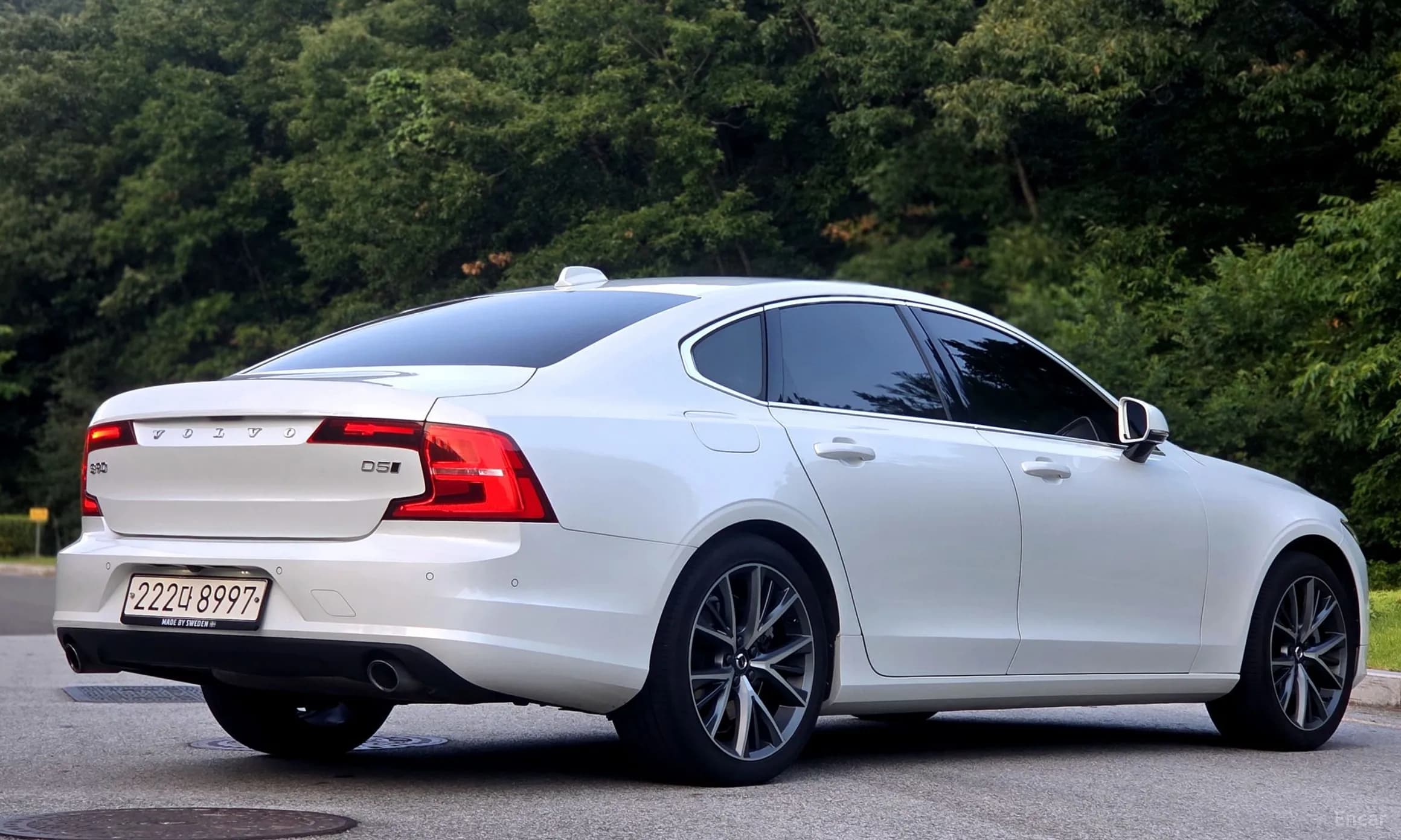 S90