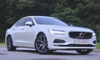 S90