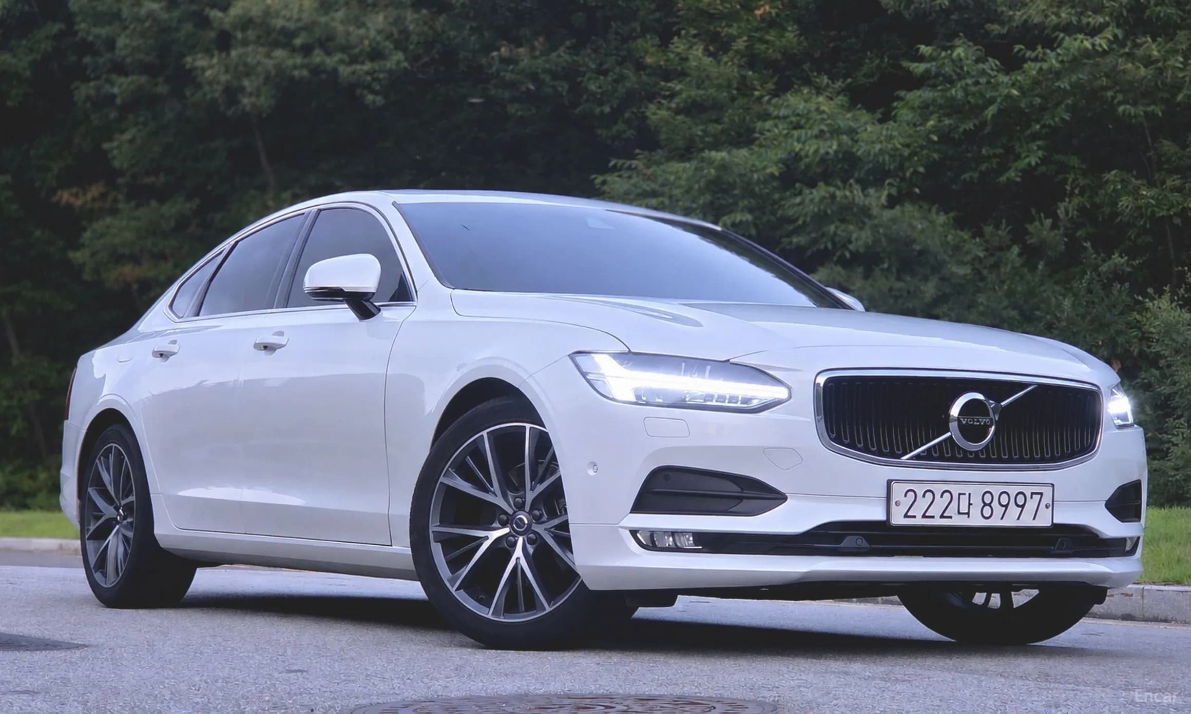 S90