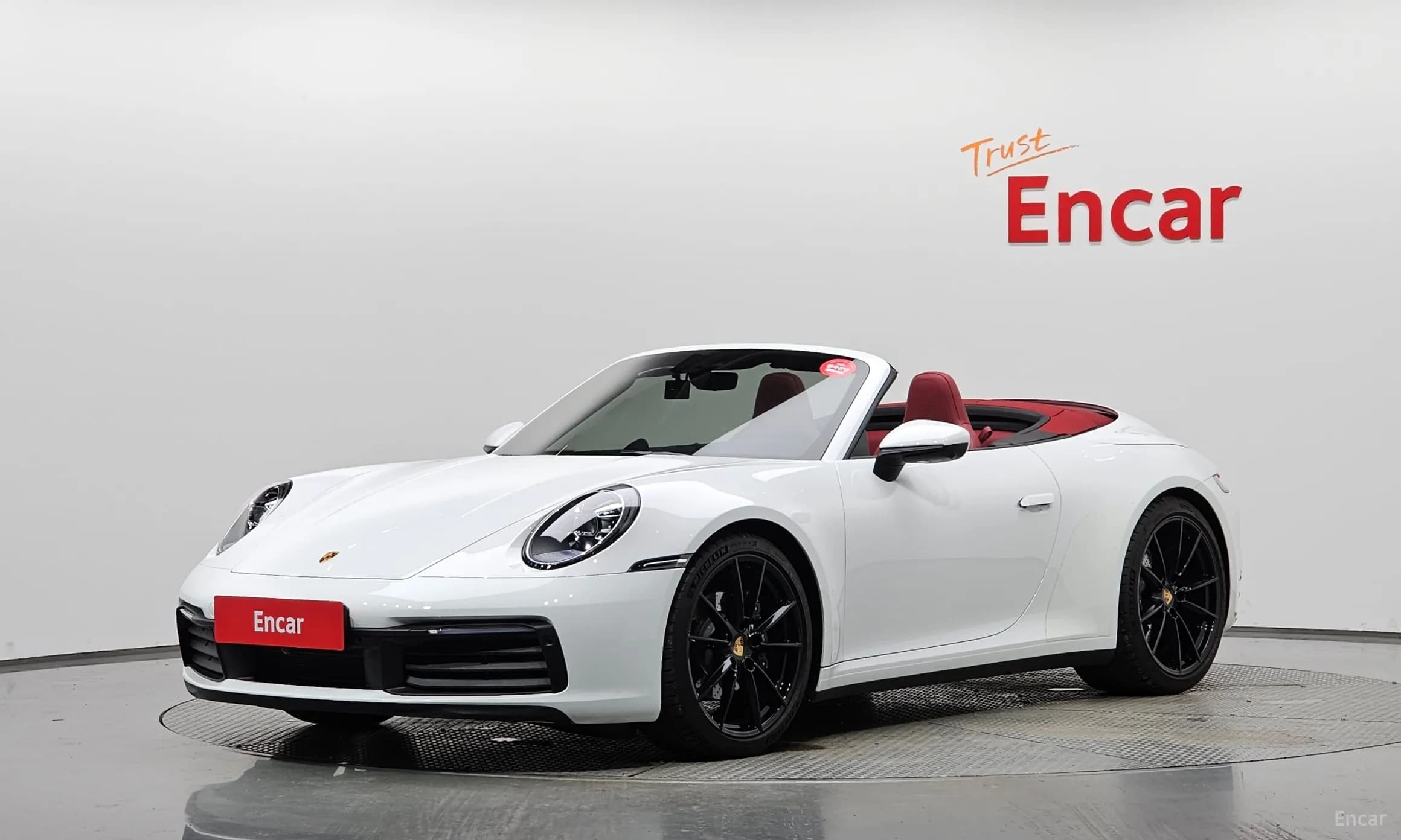 911 (992)