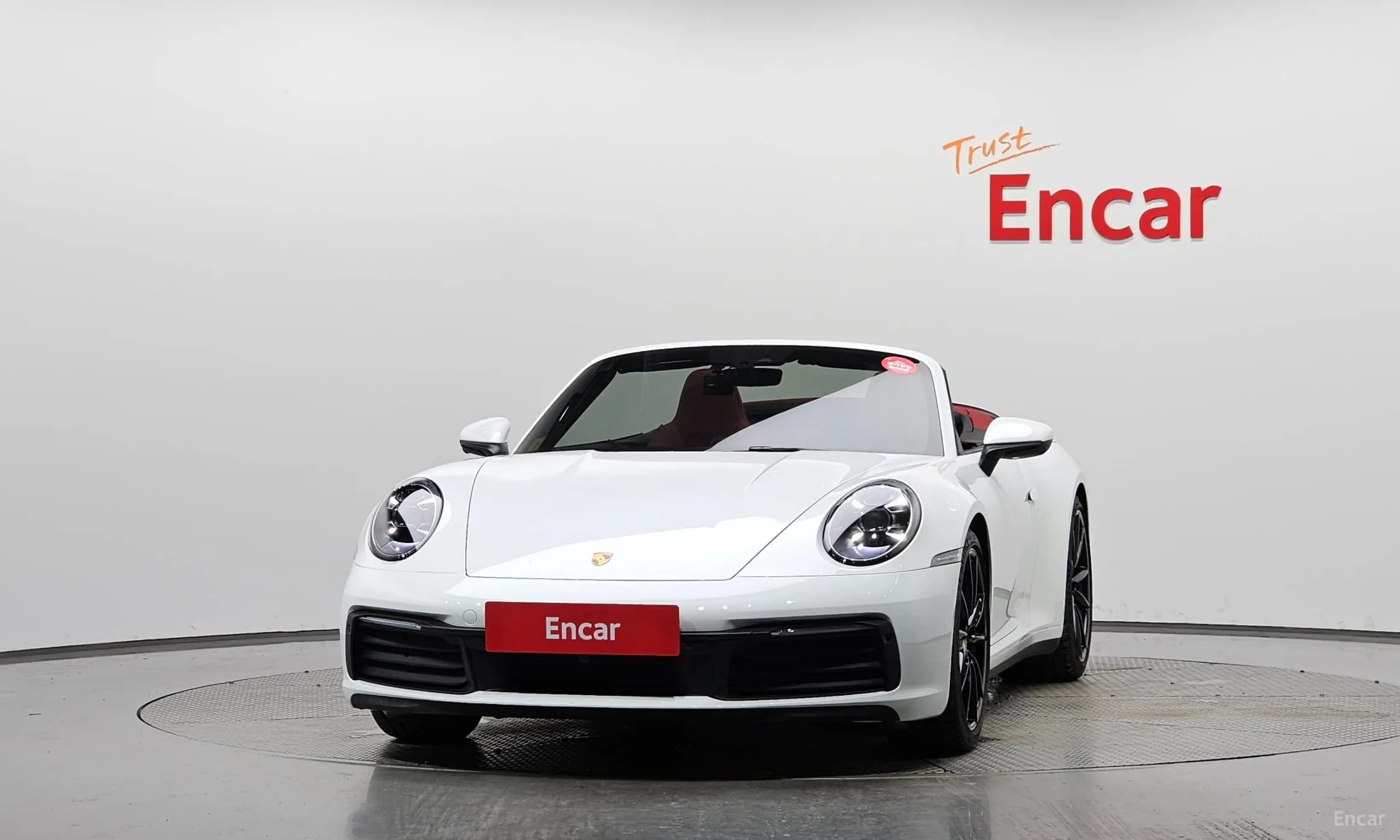 911 (992)