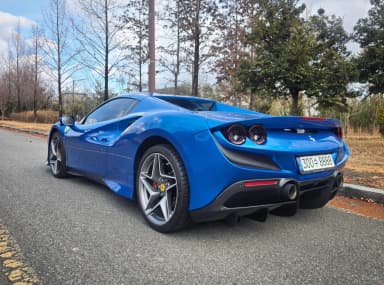 F8 Spider