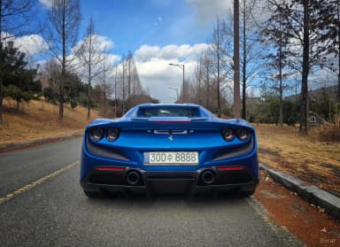 F8 Spider