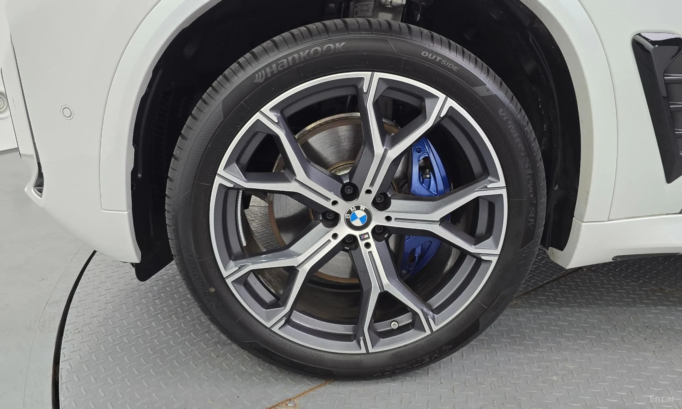 X5 (G05)