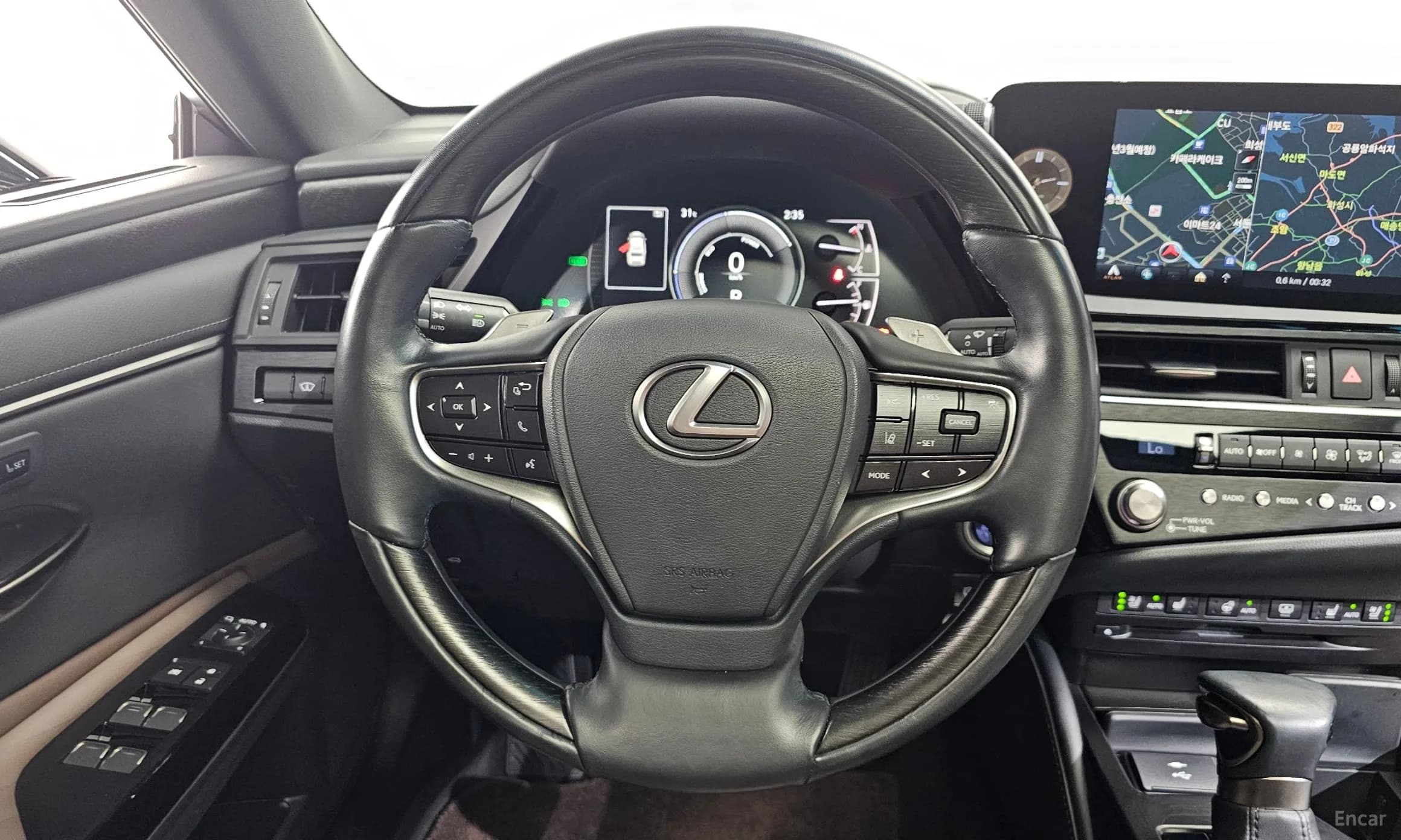 ES300h 7th Generation