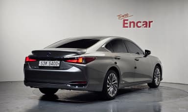 ES300h 7th Generation