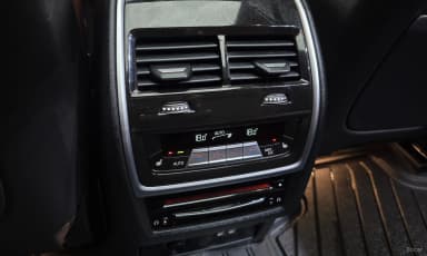 X7 (G07)