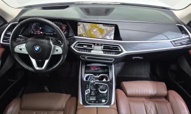 X7 (G07)