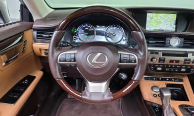 New ES300h
