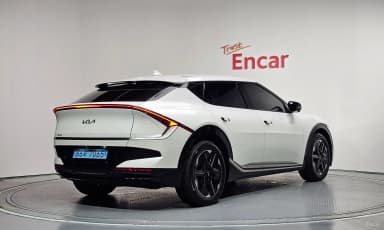 EV6