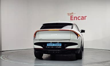 EV6