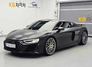 R8 (4S)